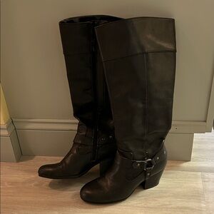 Black Heeled Boots with dual zippers